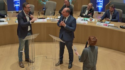 Débat à Bruxelles : échange musclé entre David Weytsman et Philippe Close sur la fusion des zones de police
