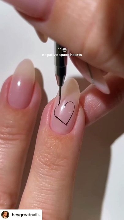 Nail Art without Tools