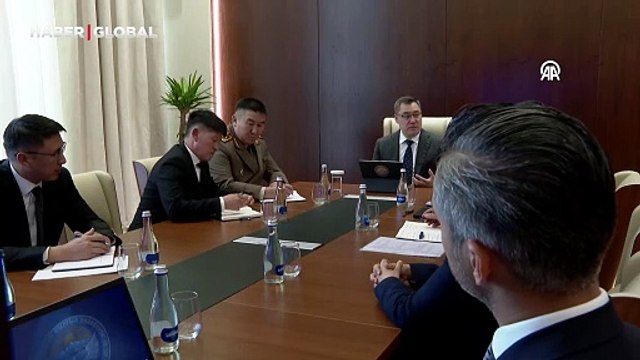 Kırgızistan Cumhurbaşkanı'ndan Selçuk Bayraktar'a devlet ödülü