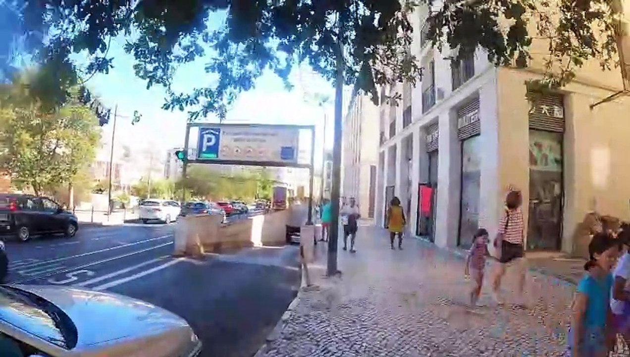 Explore Martin Muniz in Lisbon | Bangali Street Food and Hidden Treasures Tour