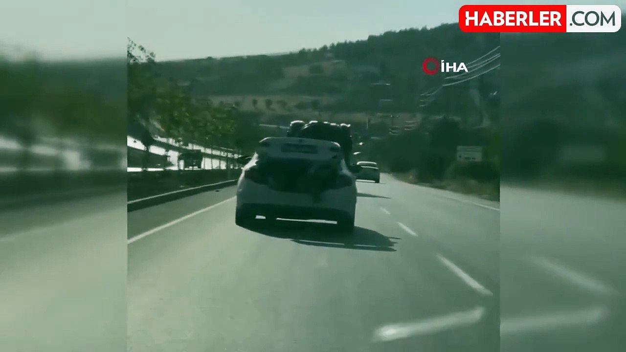 Gaziantep'te Otomobilin Bagajında Tehlikeli Yolculuk