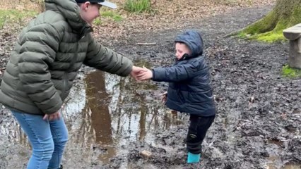 Family shares hearty laughter over botched Easter adventure