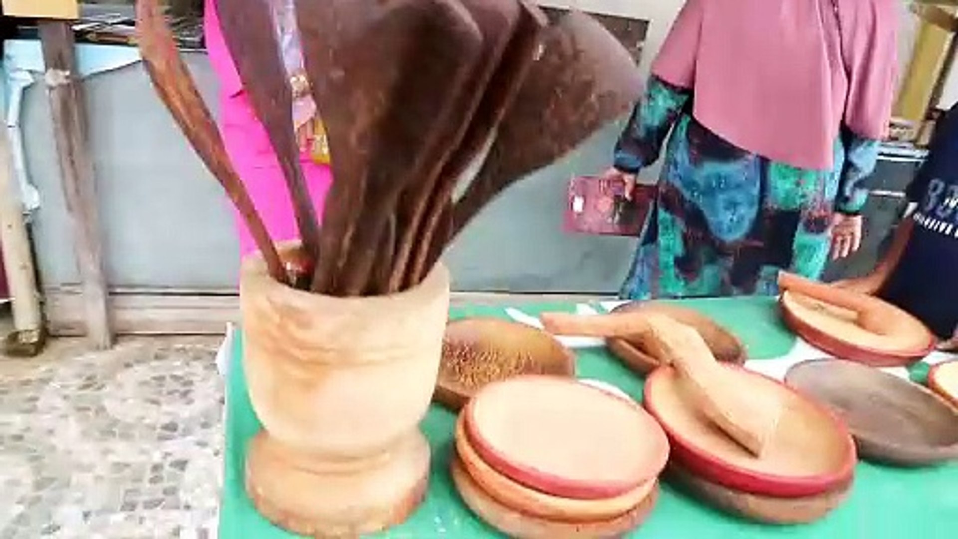 ⁣Travel Vlog _ Pasar Souvenir Tradisional Aceh
