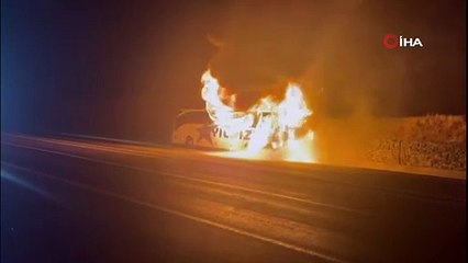 Van otobüsü yanarak kül oldu