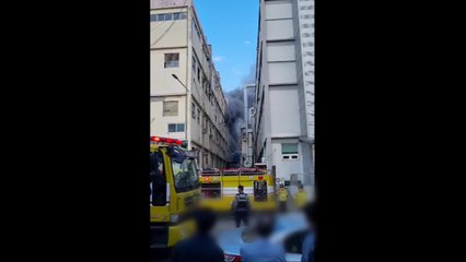 인천 가좌동 공장에서 불...소방 진화 중 / YTN