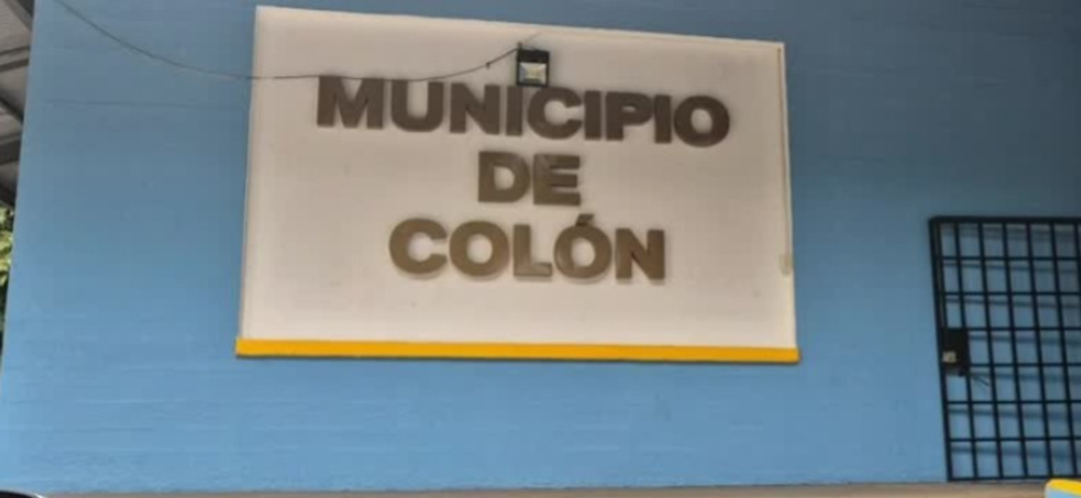 Ajustan presupuesto para desfiles patrios en Colón