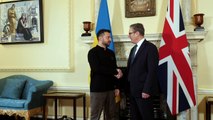 Starmer holds bilateral meeting with Zelenskyy in No 10