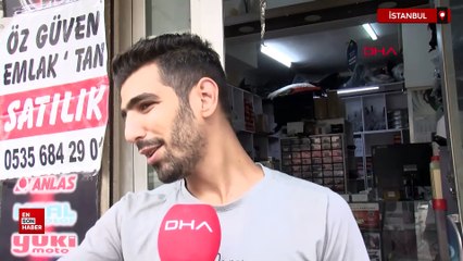 Fatih'te kucağında bebekle motosiklet kaskı çaldı