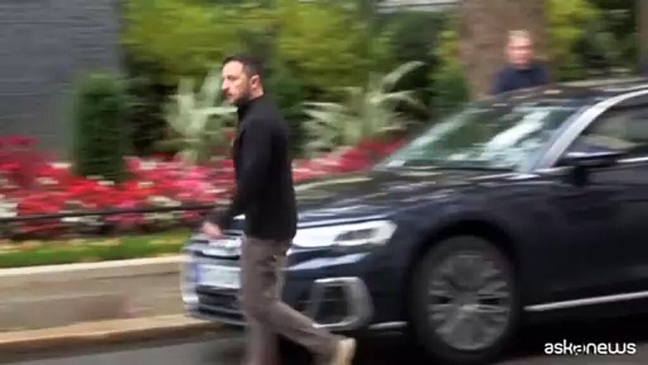 Zelensky incontra il premier britannico Starmer a Downing Street