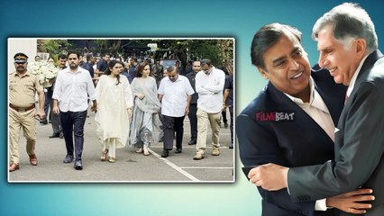 Скачать видео: Ratan Tata Funeral:  रतन टाटा को आखिरी बार देखने पहुंचे Mukesh Ambani Nita Ambani, Video हुआ Viral