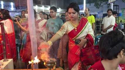 Hindus in Bangladesh celebrate Durga Puja amid worries