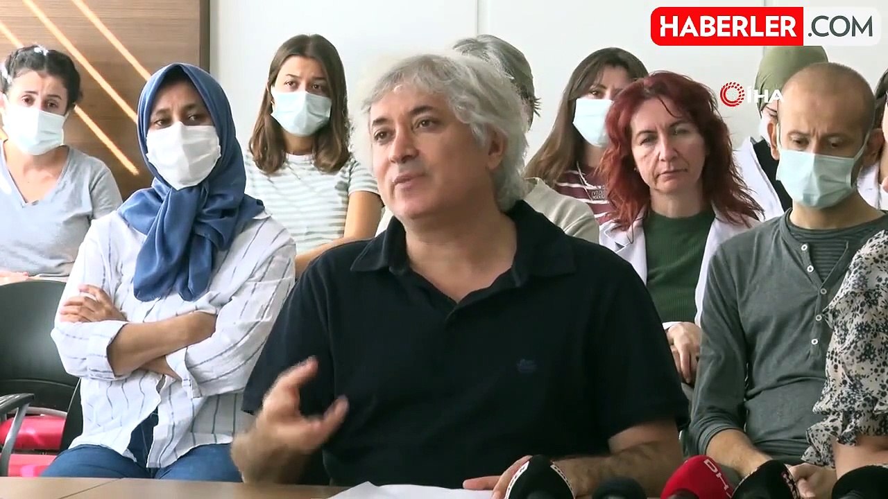 Dört ameliyathanede eş zamanlı yapılan operasyonlarla 8 hayat birbirine çapraz bağlandı