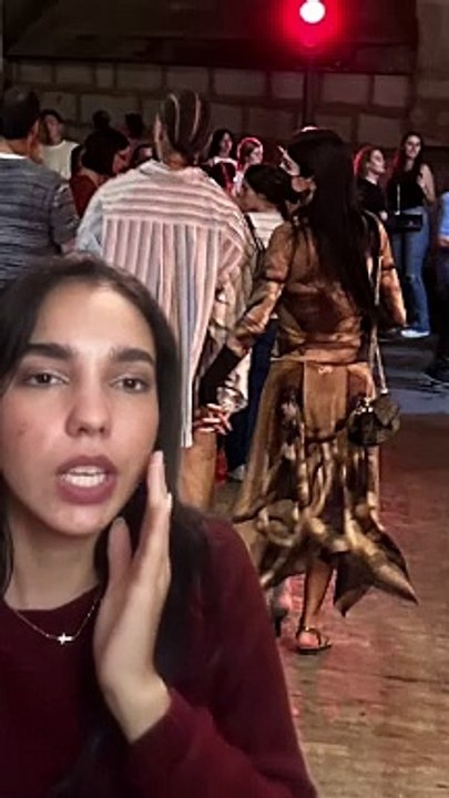 TikTok muestra a Jhay Cortez y Mia Khalifa paseando por Toledo.