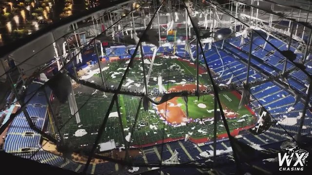 Las consecuencias del huracán Milton son bestiales: así quedó el estadio de beisbol Tropicana Field