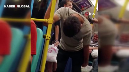 Bursa'da madde etkisindeki kişi metroda korku saçtı!