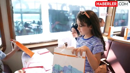 Dünya Kız Çocukları Günü'nde Boğaz Turu