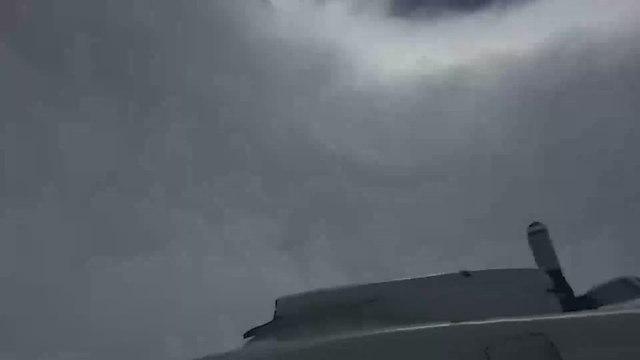 El brutal vídeo grabado dentro del ojo del huracán Milton en plena acción