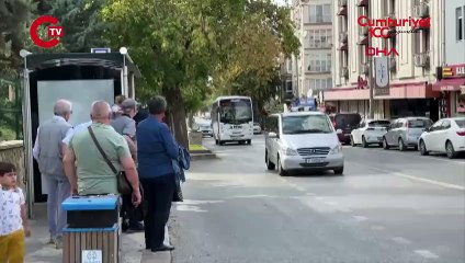 Bindiği minibüste şoförün cüzdanını çaldı