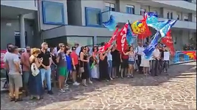 Asl Chieti, la protesta dei precari al grido di stabilizzazione