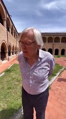 Sgarbi ad Atri: "Non si pu? impedire ai turisti di visitare il chiostro del museo capitolare"