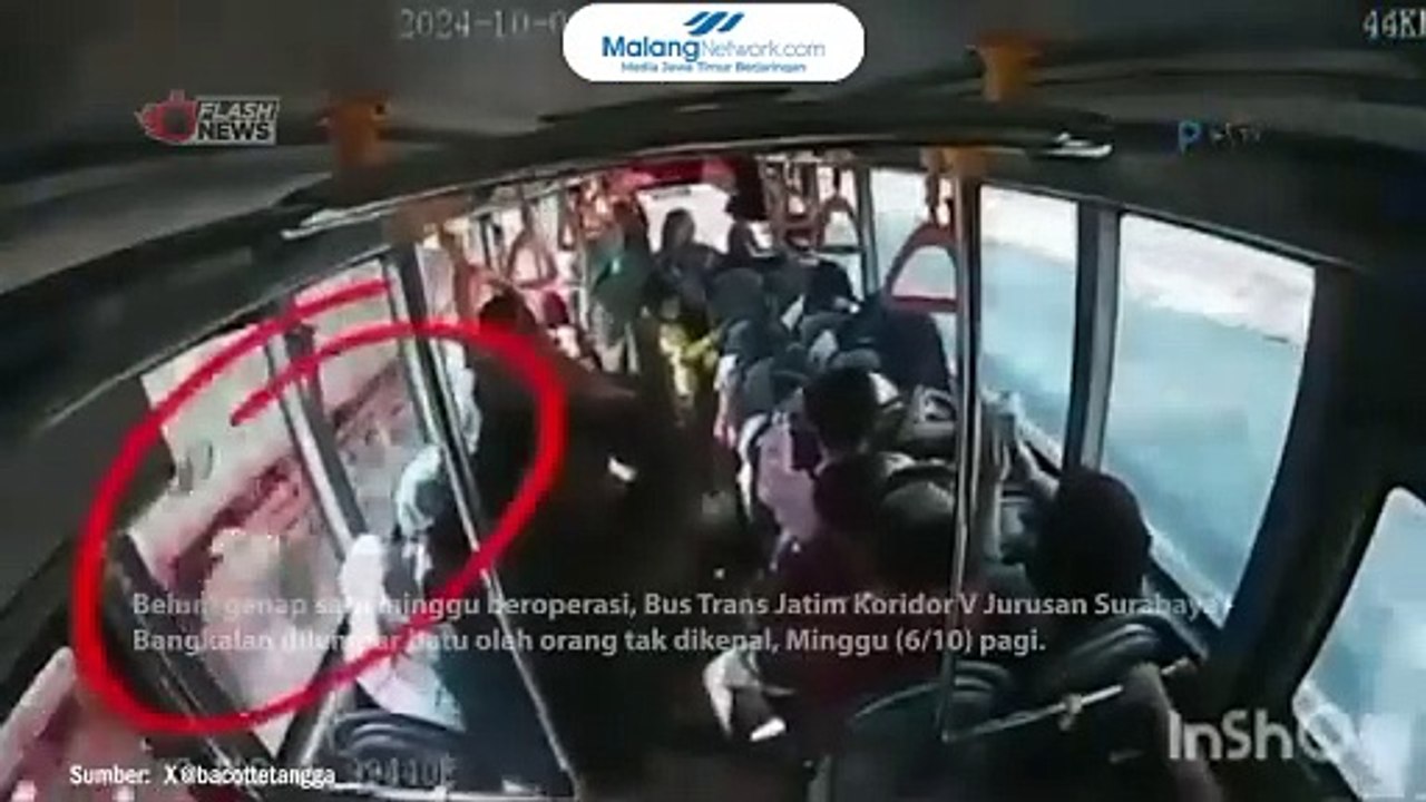 Detik-Detik Bus Trans Jatim Koridor V Dilempari Batu di Suramadu