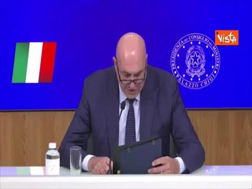 Attacco israeliano a Unifil, Crosetto: "Onu e Italia non prendono ordini da Israele"