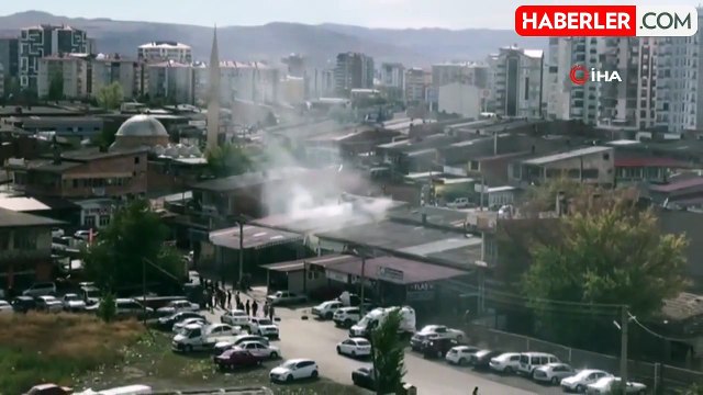 Sivas Sanayi Çarşısında Yangın: 3 Kişi Dumandan Etkilendi