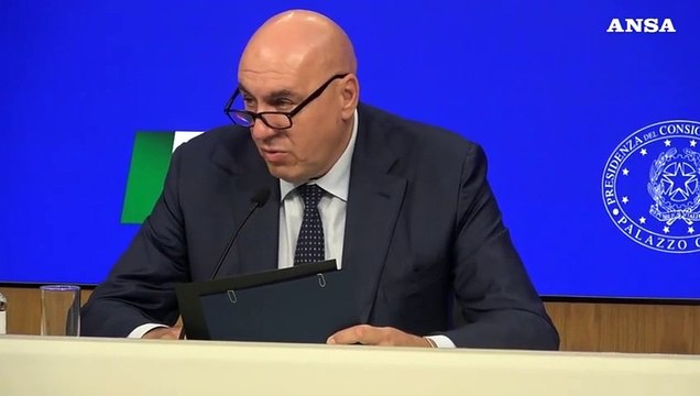 Libano, Crosetto: Atti ostili contro Unifil possibili crimini guerra