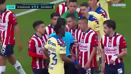 Download Video: Chivas 0-3 América | ¡Golpe de KO de América a Chivas! | Concacaf Champions Cup