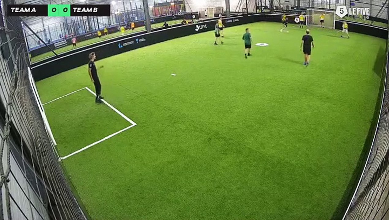 Loic 10/10 à 18:32 - Football Terrain 4 Indoor (LeFive Mulhouse)