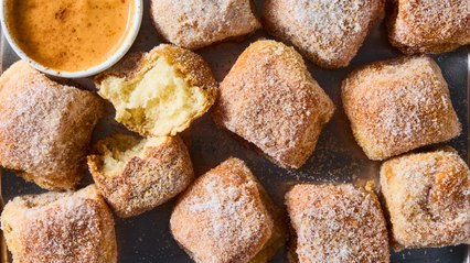 Pumpkin Spice French Toast Poppers Are Unexpectedly Crunchy