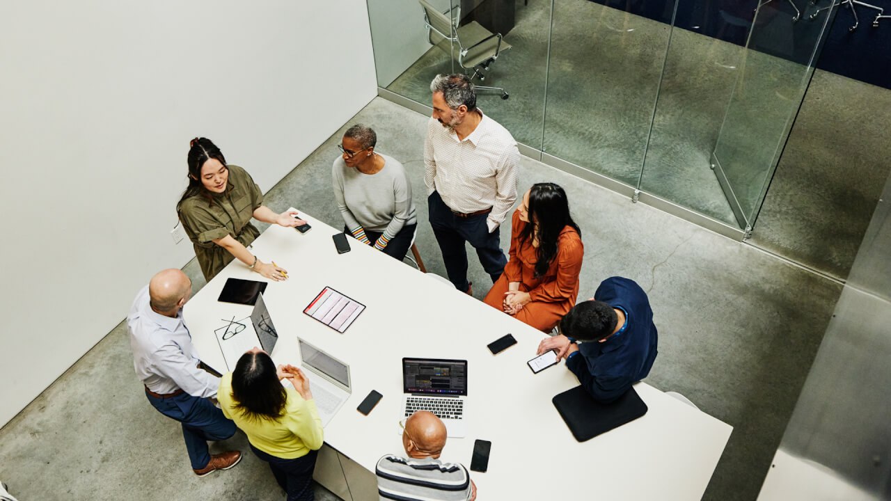 What time do C-suite execs stop working?