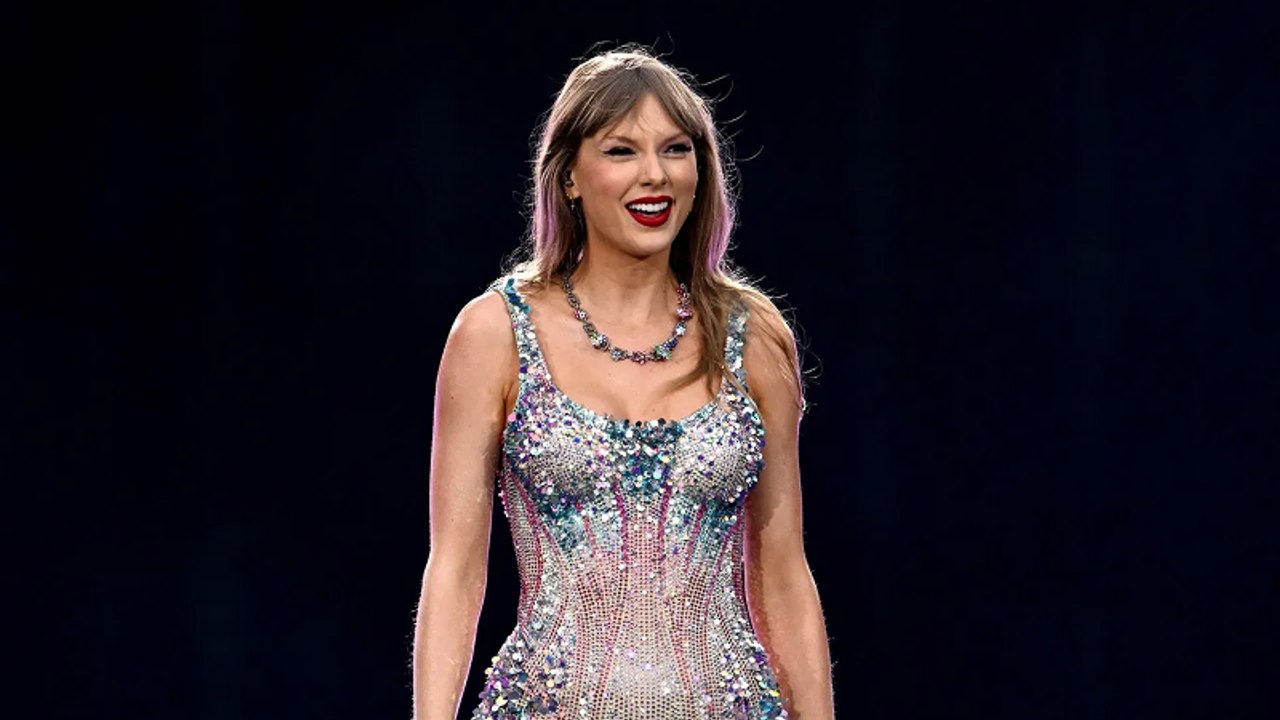 Taylor Swift Donates $5 Million to Hurricane Helene and Milton Relief Efforts | THR News Video