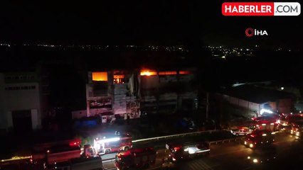 Tekirdağ'daki Kozmetik Fabrikasında Yangın Çıktı