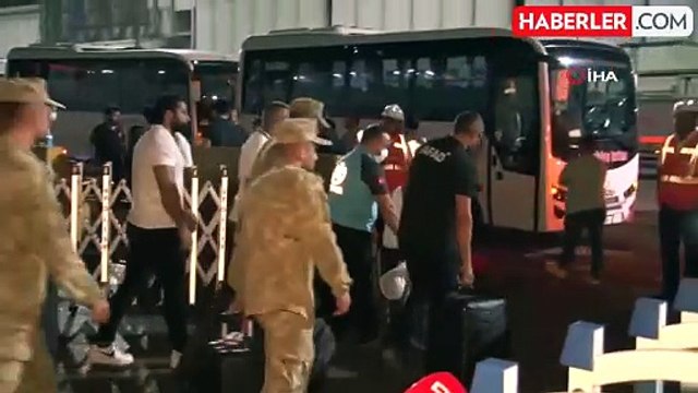 Lübnan'dan gelen ikinci gemideki yolcuların tahliyesi de tamamlandı