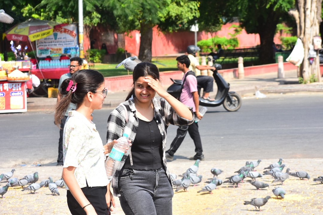 Mosam :  गुलाबी नगर में मौसम होने लगा नर्म, राज...