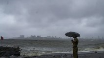 Mumbai Rain: मुंबई में तेज बारिश ने मचाया कोहराम, कई इलाकों में हुआ जलभराव
