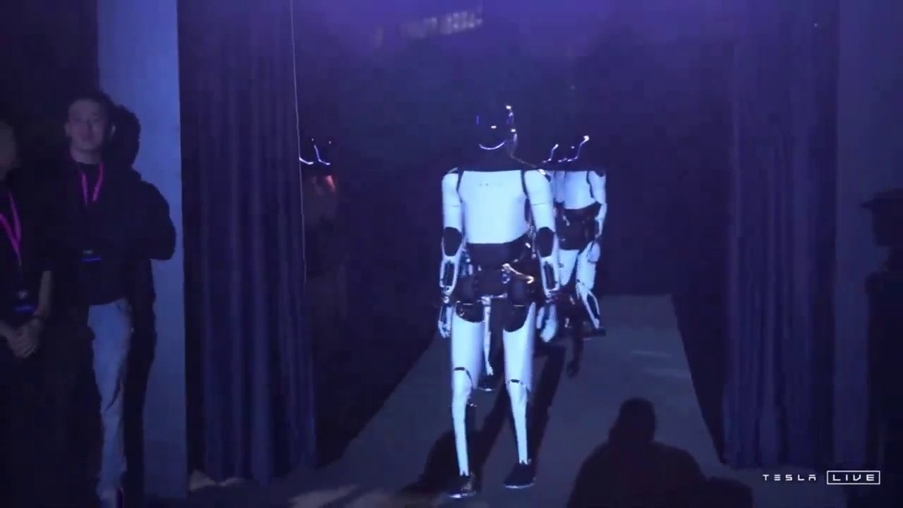 Tesla presenta su robot mayordomo