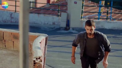 بينما كان يحاول حماية نفسه... - الحب يجعلنا نبكي الحلقة 10