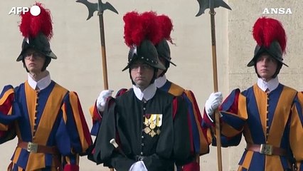 Il presidente ucraino Zelensky arriva in Vaticano