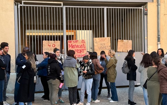 Béziers : Collège Mort , la communauté éducative du collège Paul Riquet se mobilise contre les violences