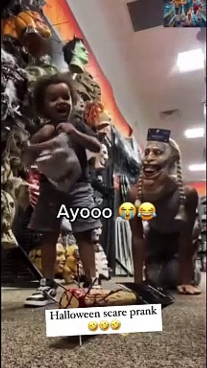 Halloween scare prank 2 #funnyprank