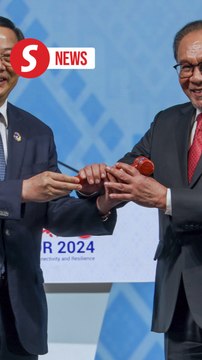 Focus on inclusivity, sustainability: Malaysia receives Asean chairmanship baton from Laos