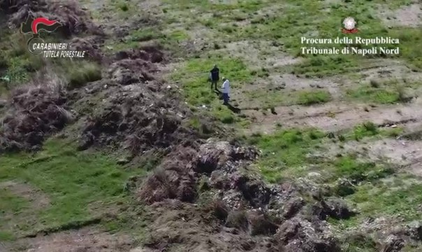 Villa Literno, maxi discarica di rifiuti speciali scoperta in un terreno destinato a impianto fotovoltaico (11.10.24)