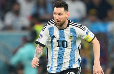 Lionel Messi blamed the soaking wet pitch for Argentina's 1-1 draw against Venezuela in their World Cup qualifier