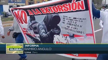 Transportistas protestan por la inseguridad en Perú