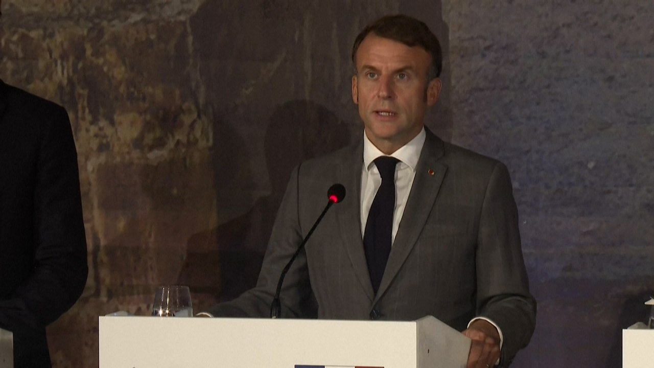 Macron assure que la France « ne tolérera pas » qu’Israël vise à nouveau « délibérément » des Casques Bleus