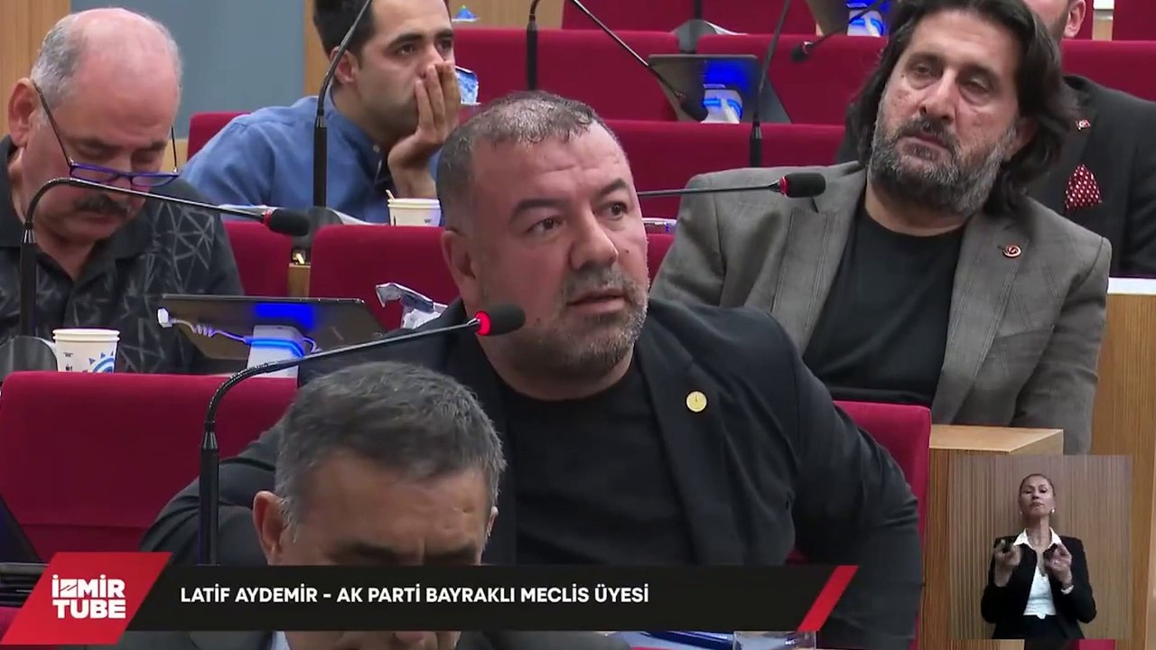 Vicdanını rafa kaldırdı! AKP'li meclis üyesi kadın cinayetlerinde kadınları suçladı