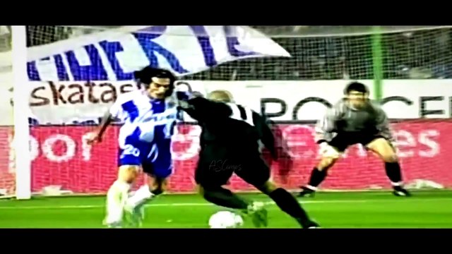 Ronaldo Nazário - When Football Becomes Art