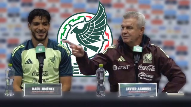 Raúl Jiménez llena de halagos a Javier Aguirre por pregunta de reportero y el 'Vasco' se burla